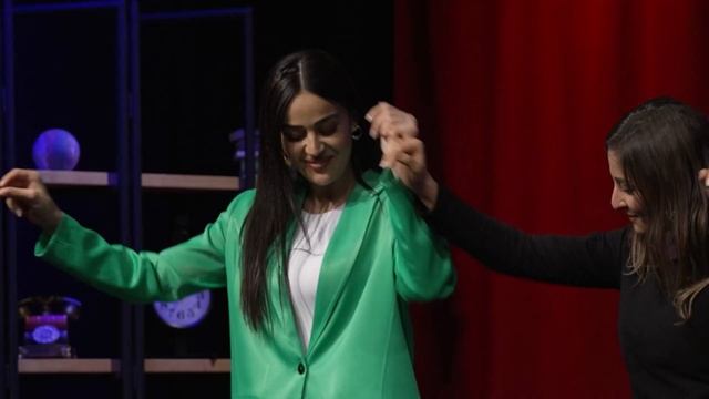 Elif Buse Doğan - Çay Elinden Öteye #4example Talk Show