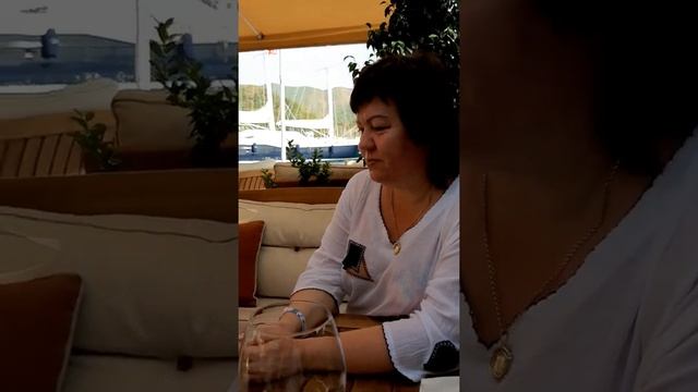 Обслуживание дорогих клиентов в ресторане Dubai. Турция. Октябрь 2020 смотреть онлайн