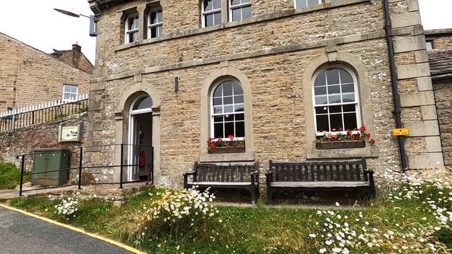 A Journey Through Swaledale: Tan Hill to Reeth смотреть онлайн