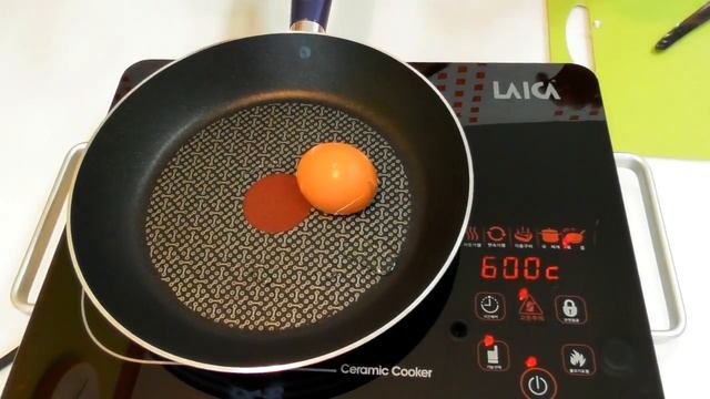 계란 하나로 계란후라이 2개 만들기/How to cook 2Fried Eggs from 1Egg: Lifehack How to(ENG Sub)/卵1個で目玉焼2個が!(日本語字幕) смотреть онлайн