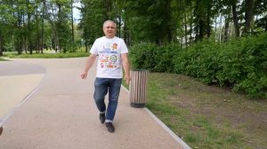 Классное поздравление от родителей выпускникам. Песня Лондон + клип снятый в парке через дорогу