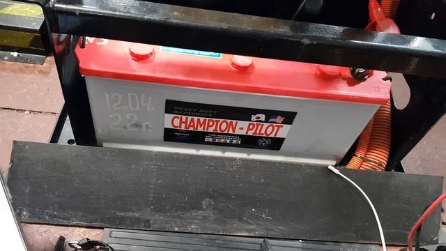 ЗАРЯД АККУМУЛЯТОРА СТ132 Ач, на АЗУ VICTRON ENERGY 12/ 25 A( IP67 ). Температурная компенсация смотреть онлайн