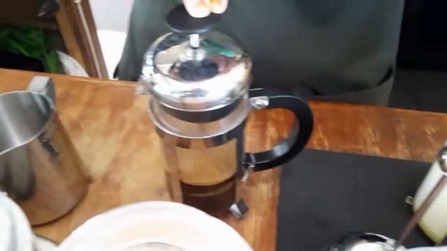 Bikin kopi ala cafe dirumah hanya dengan 2 alat tanpa mesin coffee смотреть онлайн