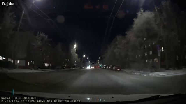 Подборка на видеорегистратор за 23.11.24 смотреть онлайн