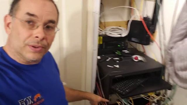 How To Tips - Power Outages!! Burst Water Pipes!! No Heat!! No Internet!! Stuck at Home!! Icy Roads смотреть онлайн