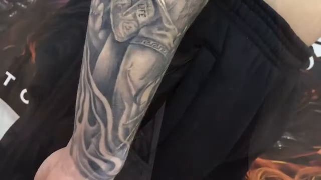 Black&White Tattoo | TATTOO STUDIO GRUMMO смотреть онлайн