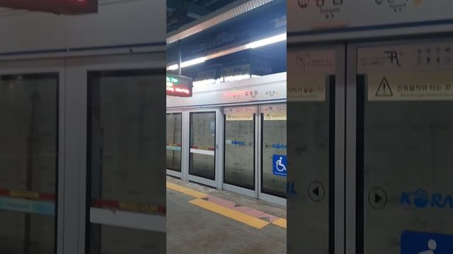 drinks & coffee & tea on incheon metro🚆 смотреть онлайн