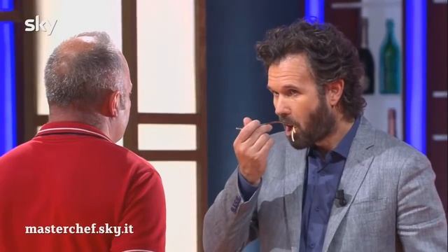 Non si può mangiare il caffè in chicchi! | SuperToxic™ смотреть онлайн