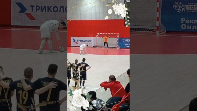 Выезд в Новосибирск на стадион Сибиряк. смотреть онлайн