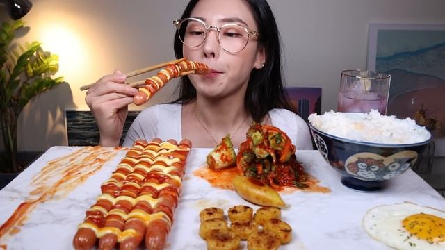 빠드득?!🧡뽀득뽀득 육즙 팡팡! 롱 소세지🍖오이소박이 집밥 먹방🧡Long Juicy Sausage🧡Kimchi Fried Egg ソーセージ Sosis 咀嚼音 Xúc xích смотреть онлайн