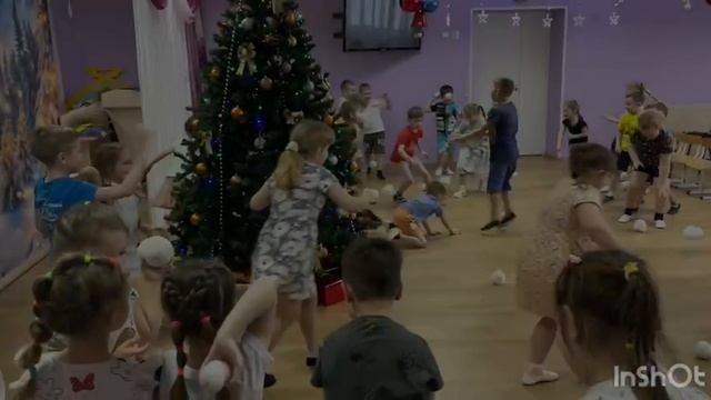 Прощание с ёлочкой в саду смотреть онлайн