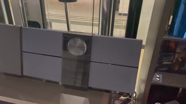Vintagemoscow.  Bang Olufsen Beosound Century