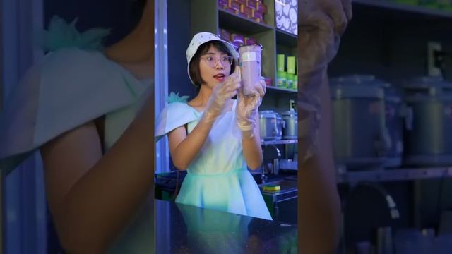 Thơ Nguyễn Thưởng Thức Trà Sữa Tự Làm Cực Ngon Trong Lần Đầu Đi Uống Trà Sữa Ống Nghiệm l #Shorts смотреть онлайн