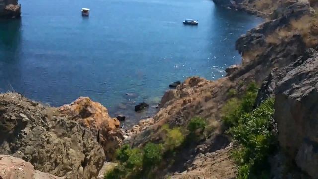 Фиолент, один из крутых спусков к морю. Крым 2016 смотреть онлайн
