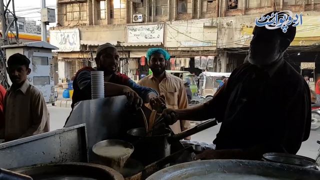 Oldest Tea Stall In Lahore | Iqbal Tea Shop Lakshmi Chowk смотреть онлайн