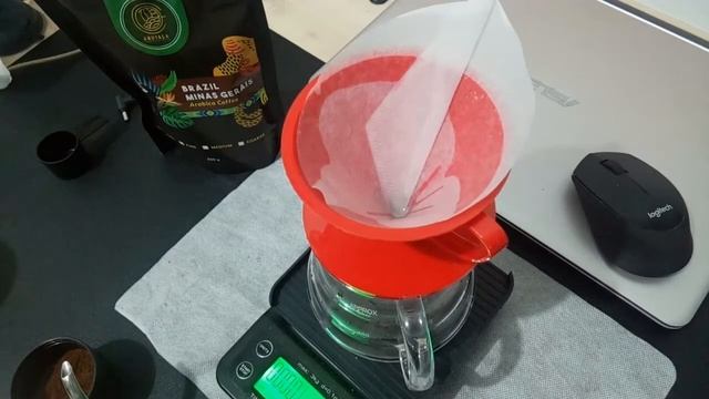 V60 - Arabica Brazil Minas Gerais - ARATULA COFFEE смотреть онлайн