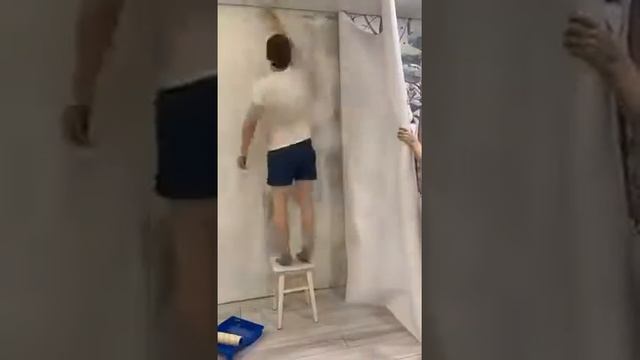 Ремонт своими руками или как мы сами клеили бесшовные обои. смотреть онлайн