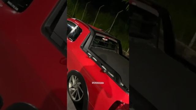 VW SAVEIRO CROSS REBAIXADA COM SOM TOCANDO FORTE (STATUS) ❤. смотреть онлайн