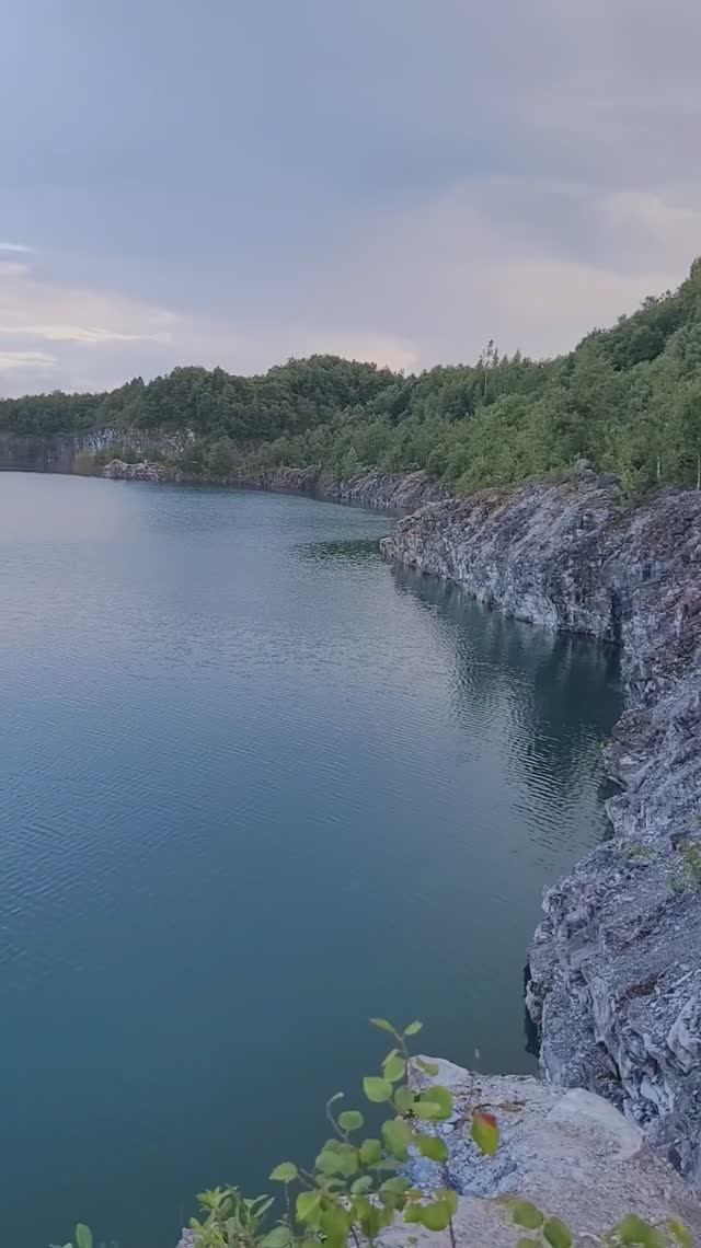 Карелия 2024. Мраморный карьер. Не Рускеала. Июль 2024г (Часть 3).mp4 смотреть онлайн