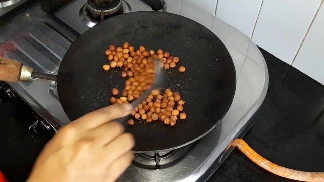 Protein Rich Roasted Chana & Moong II Tea Time Snack смотреть онлайн