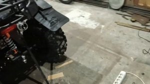 Расширители и брызговики на очень китайский квадрик. Grizzli 250.