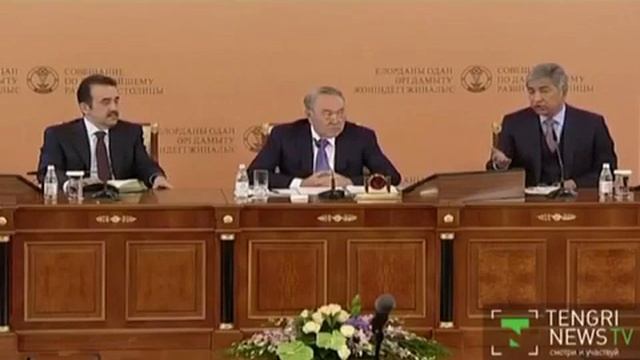 Шипы Срезает 1 см асфальта смотреть онлайн