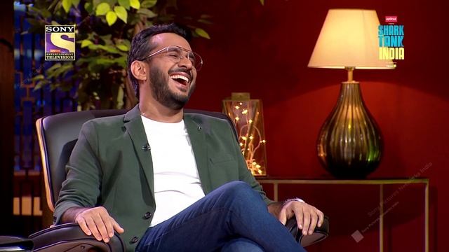 Shark Tank India | Sharks Ashneer & Aman In The Tan смотреть онлайн