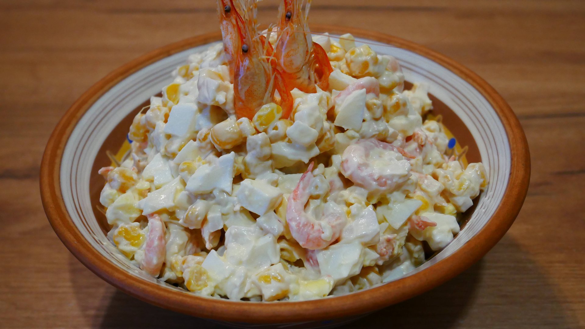 Сочный Салат с Креветками и Кальмарами: Рецепт для Любителей Морепродуктов! смотреть онлайн