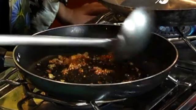 Dine With World (ThaiWe Chai) смотреть онлайн