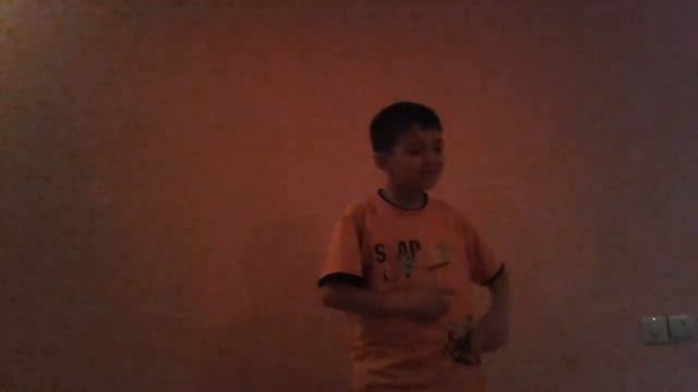 Песня АРСЕНА поёт АРСЕН смотреть онлайн