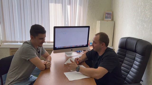 Кейс Артура, путь от человека с кучей страхов до селлера, продающий товары на маркетплейсе Ozon смотреть онлайн