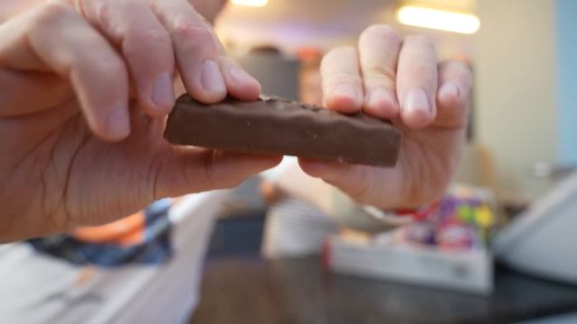 Aussies keep mashing up flavours! | TASTE TESTING | смотреть онлайн