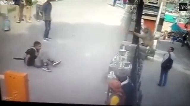 Обычный день в индии смотреть онлайн