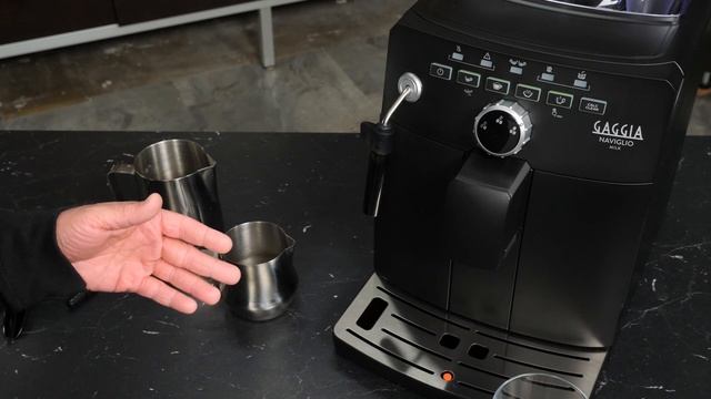 Gaggia Naviglio Milk: How to Make Milk Drinks смотреть онлайн