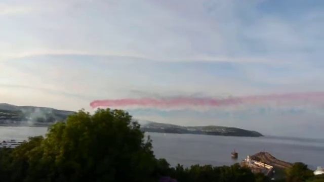 RED Arrows in isle of man TT 2009 смотреть онлайн
