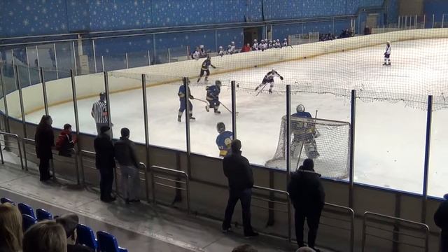 08.03.2017. Атлант(Московская обл.) - Бобров(Воронежская обл.) (6-3). 2 период (3-1). смотреть онлайн