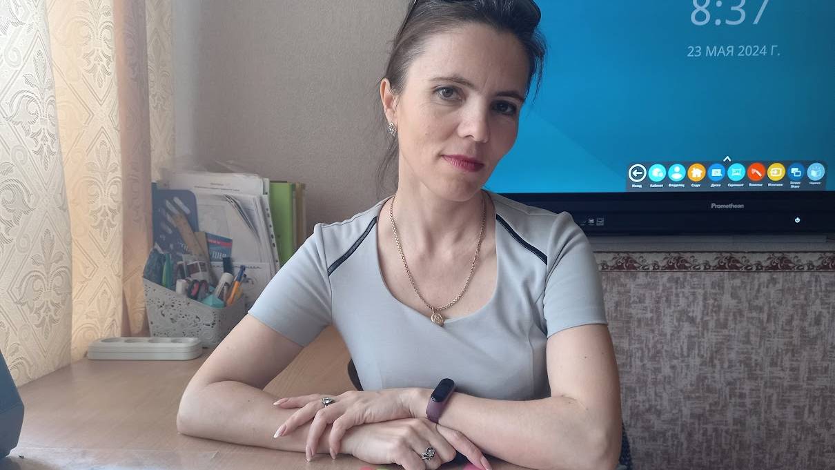 Урок алгебры и начала матем. анализа в 11 классе по теме: " Применение производной и интеграла" смотреть онлайн