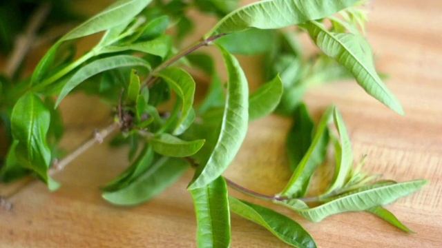 شاي حارق لدهون البطن يساعد في انقاص الوزن смотреть онлайн