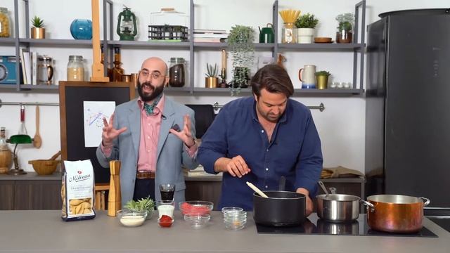 Conchiglioni ripieni al ragù смотреть онлайн