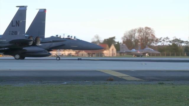 F-15 Strike Eagle Flight Operations • RAF Lakenheath смотреть онлайн