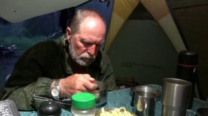 Трёхдневный сплав по живописной лесной реке: рыбалка, ночёвки в лесу и незабываемые приключения!