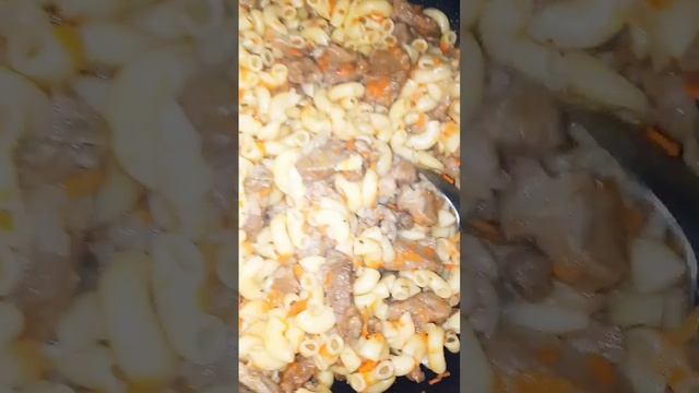 Обед готов 🍽️/щи/макароны с мясом #едимдома #влог #еда #рецепты #мукбанг #обед #русскаякухня смотреть онлайн