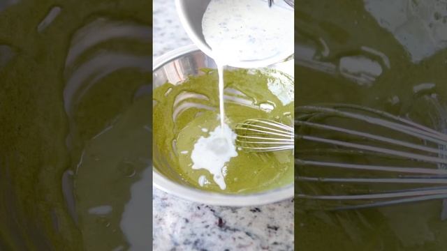 Matcha Crème Brûlée 🍵🥄 #CremeBrulee #Matcha #Cooking смотреть онлайн