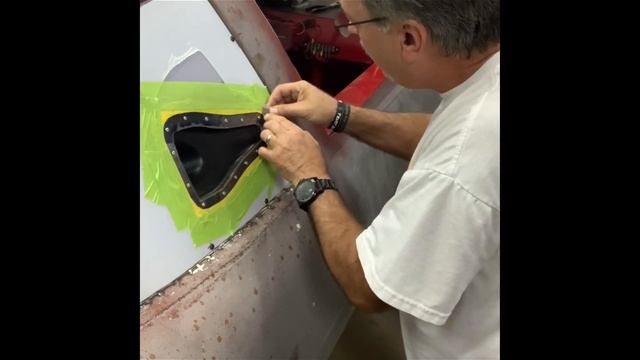 #179 Side Glass, A Post Trim & Window Net On The 1988 NASCAR Buick Regal Winston Cup Car. смотреть онлайн
