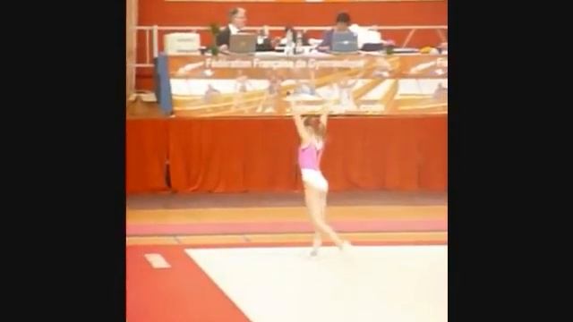 Maeva Brevet (Thann) - FX смотреть онлайн