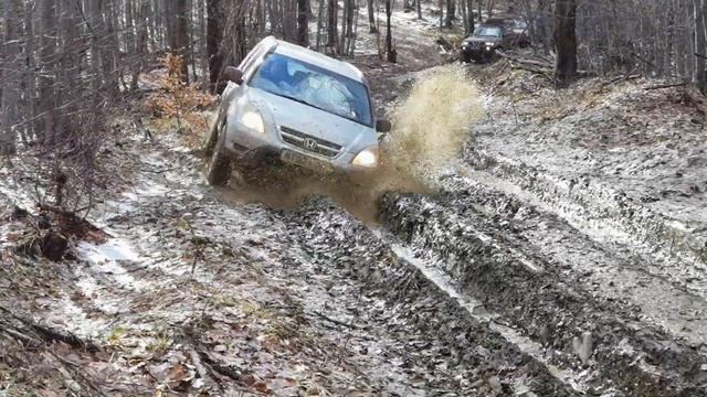 Honda CR-V Hard Off Road смотреть онлайн