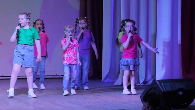 Детская эстрадная студия " Курносики" - Смайлики смотреть онлайн