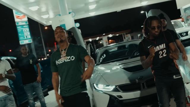Celly Ru - Chicken Strips (Official Video) ft. Cash Kidd смотреть онлайн