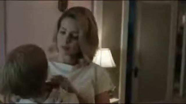 "выкинули на мусор но она вернулась" смотреть онлайн