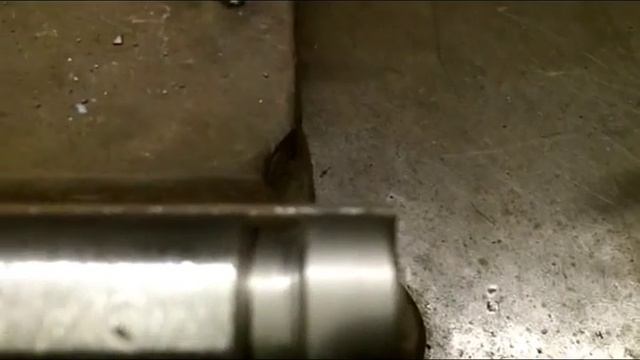 Yamaha RD250-400 Fitting a Racing Tank & Seat Unit смотреть онлайн